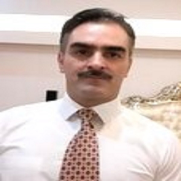 امید شریفی